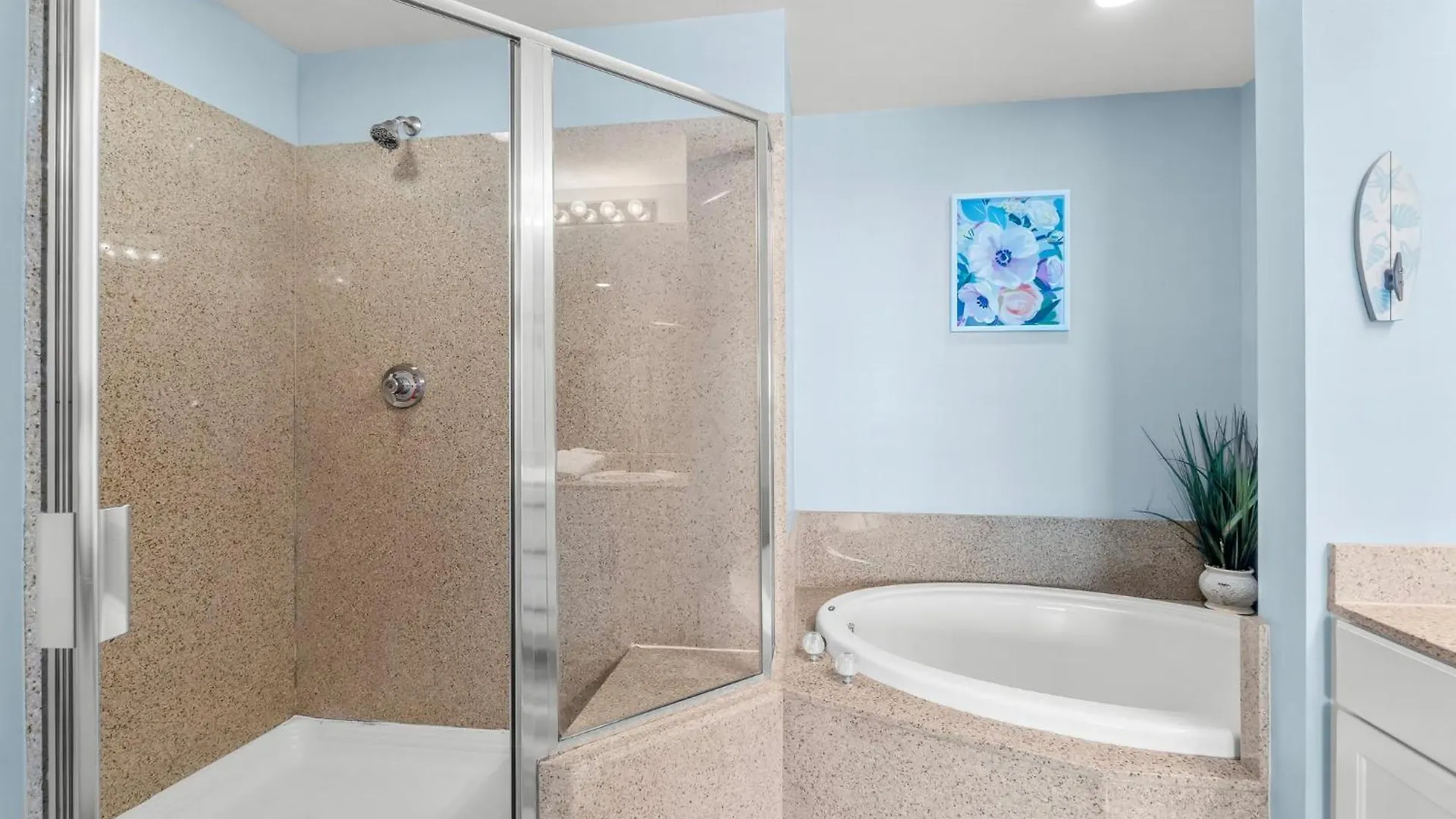 Stunning Ocean Views! Resort Beach Condo! Sleeps 8! By Dolce Vita Getaways Pcb Panama City Beach United States